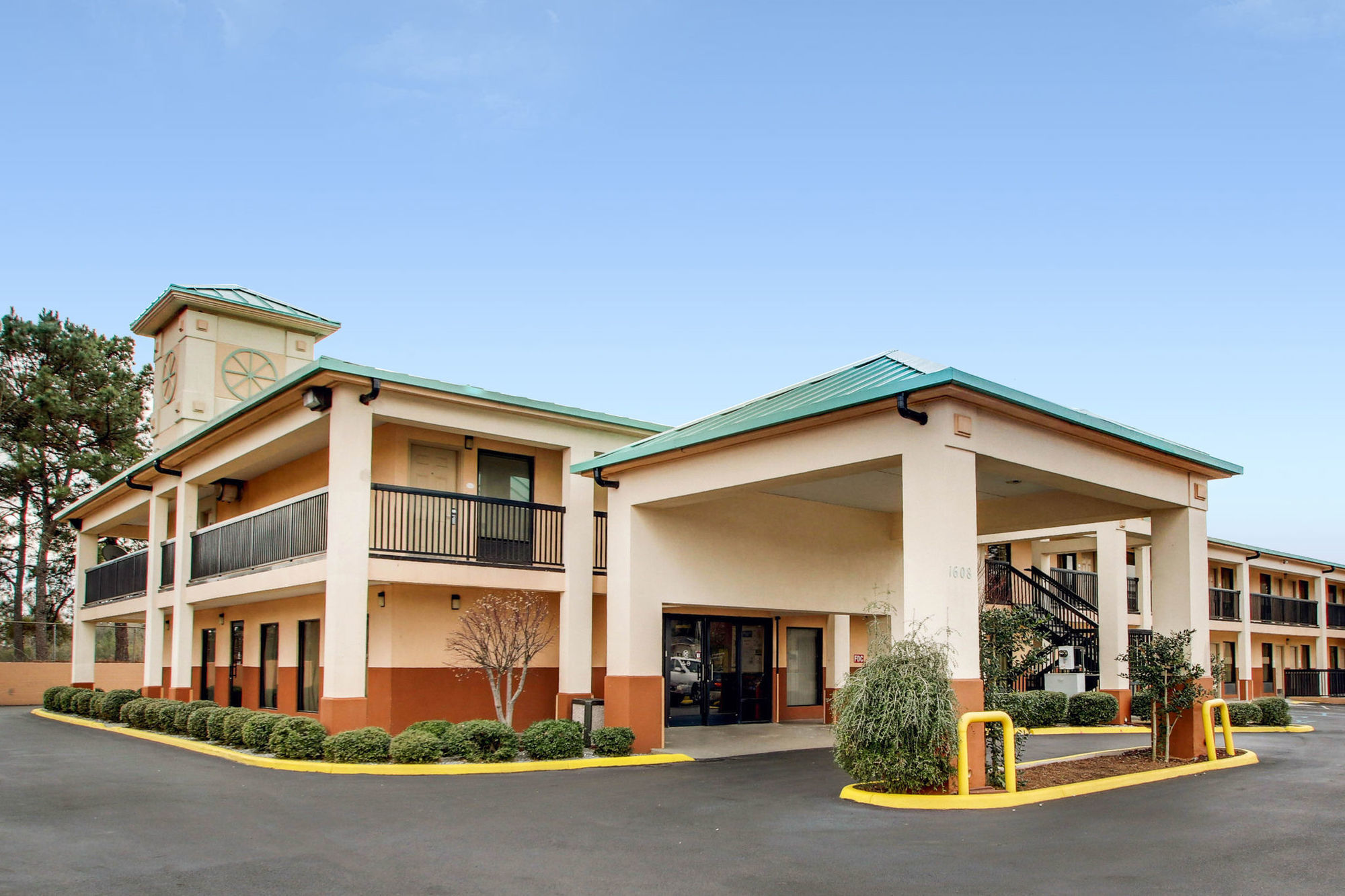 Rodeway Inn Laurel Exterior photo